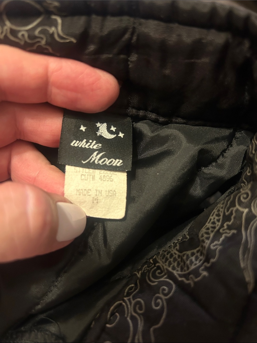 White Moon Black Embroidered Dragon Quilted Vest - Women - Picture 9 of 9